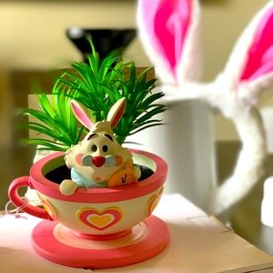 Mad Tea party faux succulent. Jerrod Maruyama